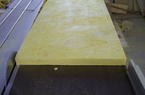 離心玻璃棉板價(jià)格趨勢(shì)與橡塑保溫制品市場(chǎng)動(dòng)態(tài)